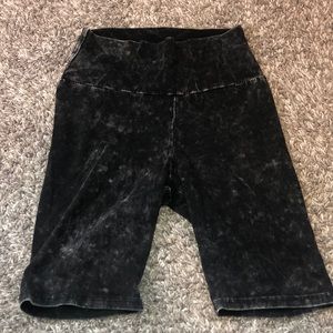 🌟TRENDY Acid Wash Biker shorts🌟